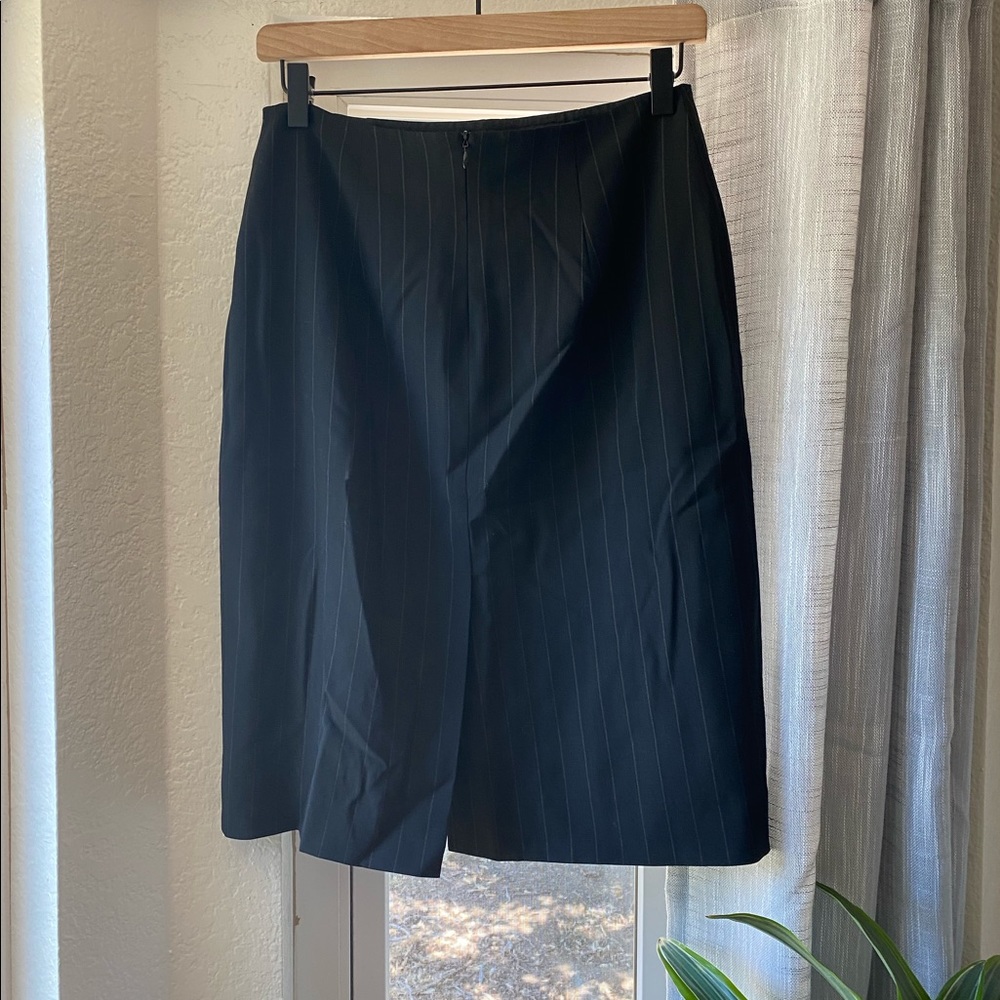 Max Mara Pinstriped Wool Skirt Black Size 4 - Picture 2 of 9
